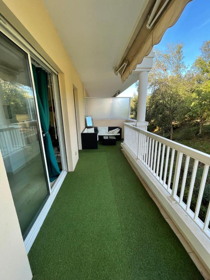 Residence Standing Riviera Golf Mandelieu Екстериор снимка